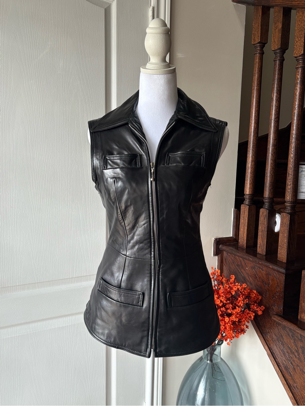 Sleeveless Black Leather Zip-Front Women's Vest